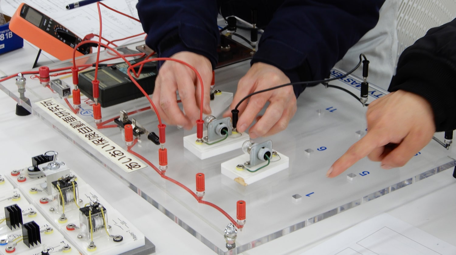 ロータスxEVメカニック研修